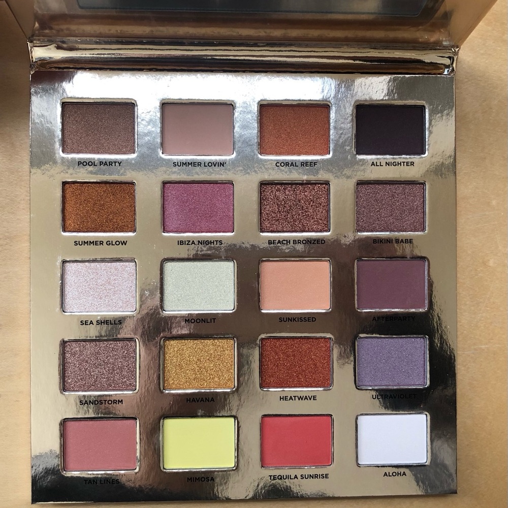 Iconic London Sunset To Sunrise Eyeshadow Palette New NIB 20 Shades